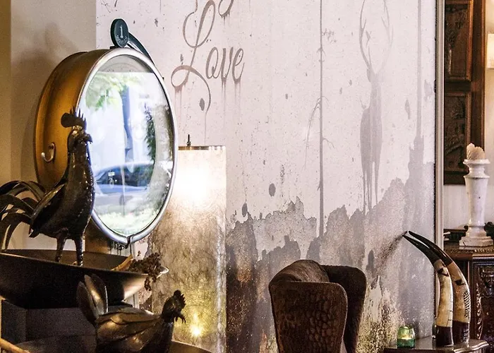 单极大酒店 法尔肯堡