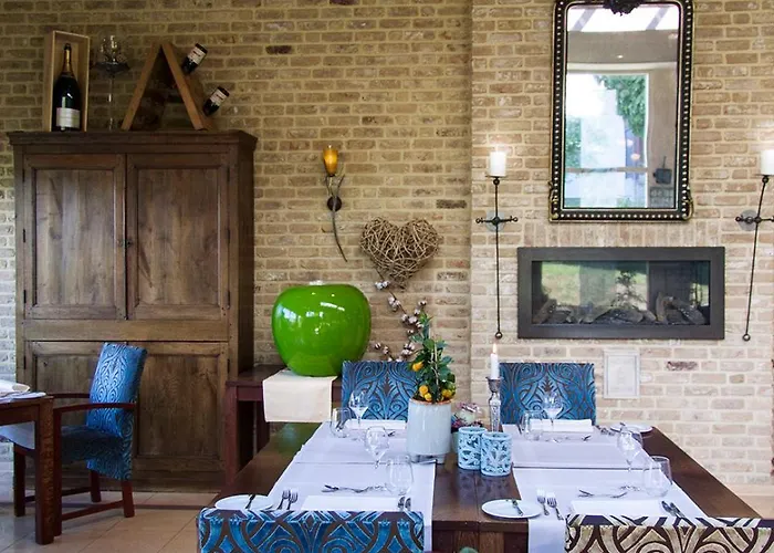 单极大酒店 法尔肯堡