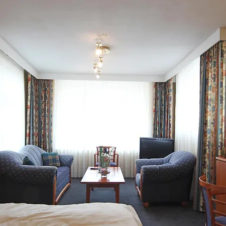 Hotel Grand Monopole 3*