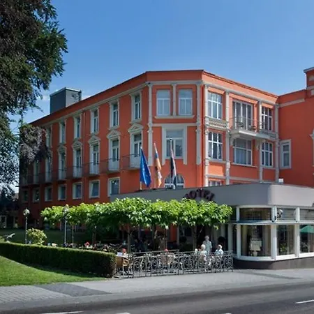 Grand Monopole Hotel 3*