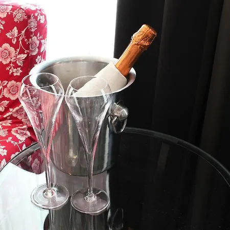 单极大酒店 3* 法尔肯堡