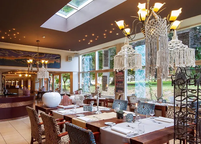 Grand Monopole Hotel