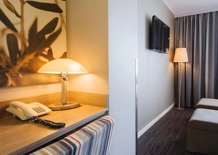 Hotel Grand Monopole 3*