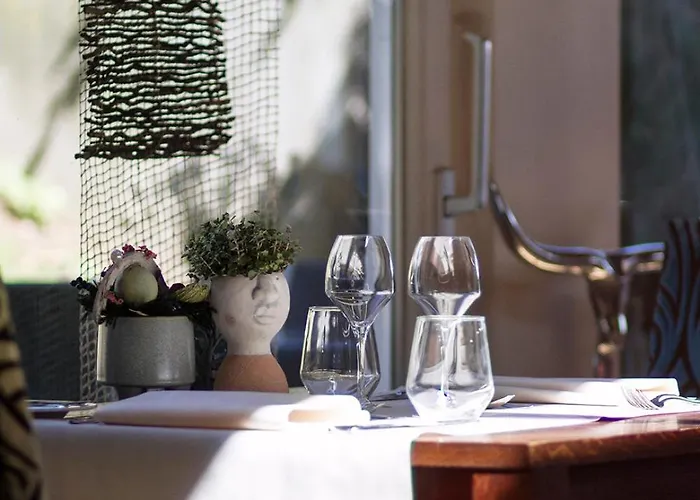 Hotell Grand Monopole 3*